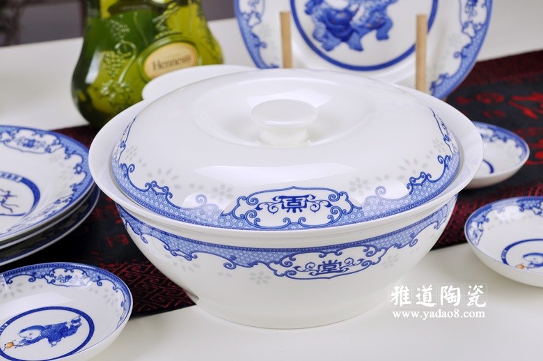 富贵满堂青花瓷陶瓷餐具（平锅）