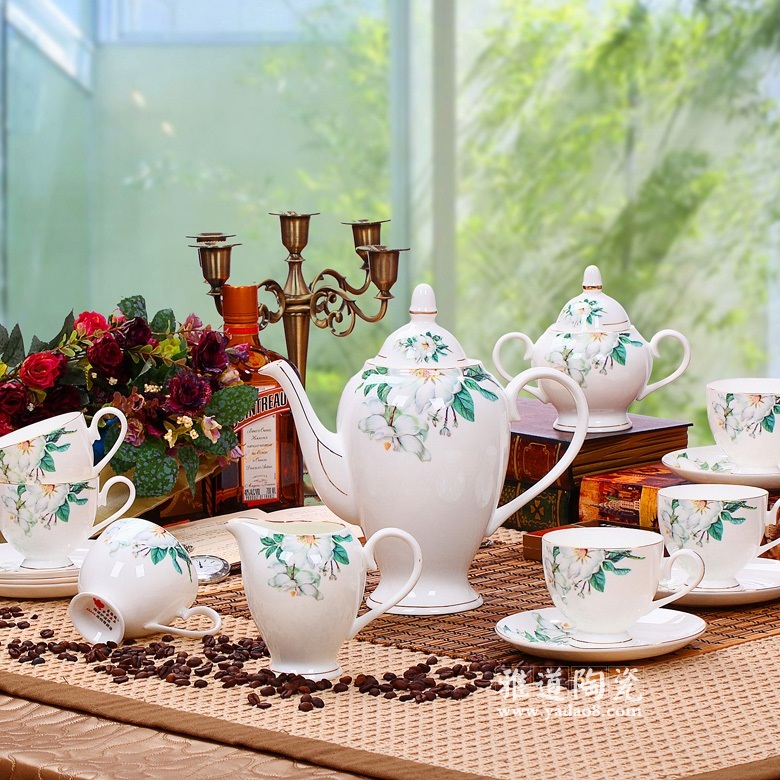 景德镇陶瓷15头欧式咖啡具套装百合