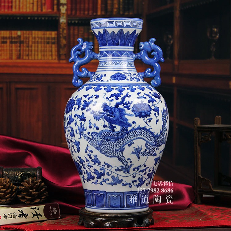 景德镇青花瓷花瓶-双耳龙纹瓶