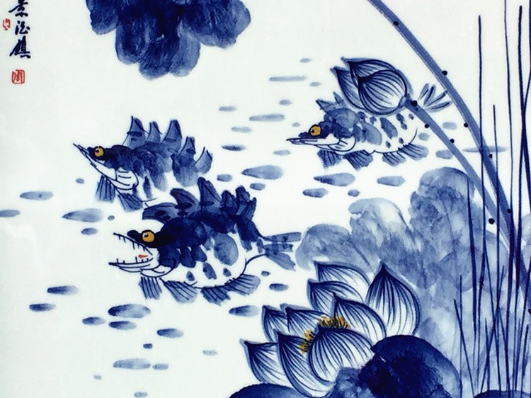 景德镇陶瓷青花花鸟客厅挂画和为贵细节图