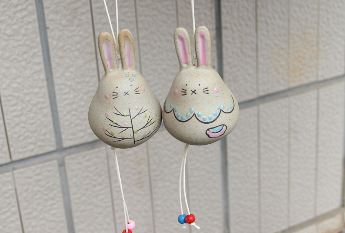 日式长耳朵兔子陶瓷风铃批发