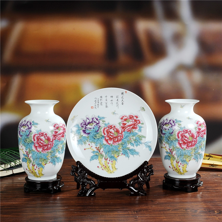 粉彩国色天香陶瓷花瓶三件套