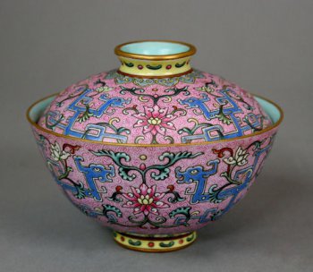 破译官窑瓷文化密码