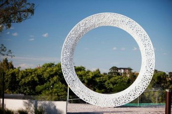 公共环境中陶瓷工艺品与人的情感交互