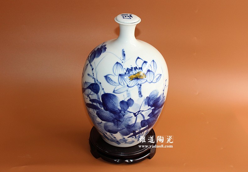 景德镇5斤酒坛厂家5斤荷韵手绘酒坛
