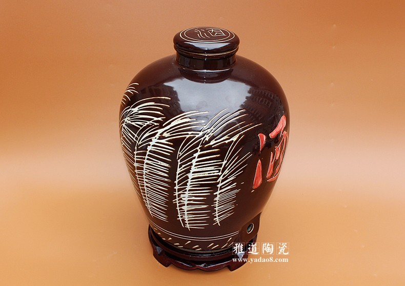 景德镇手工雕刻芦苇30斤陶瓷酒坛
