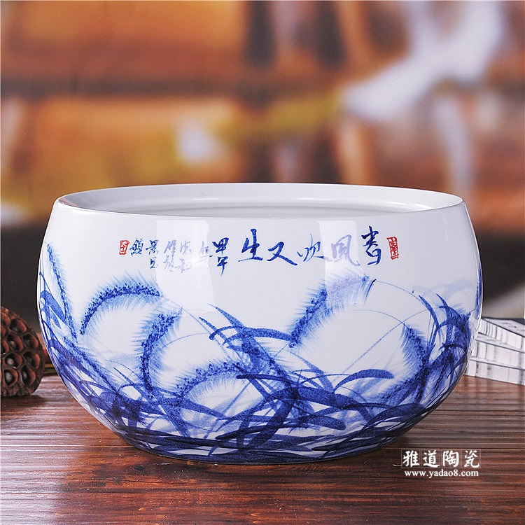 景德镇陶瓷手绘釉下彩青花瓷鱼缸家居摆设 景德镇陶瓷手绘釉下彩青花瓷鱼缸家居摆设