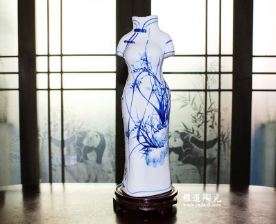 景德镇陶瓷艺术特色