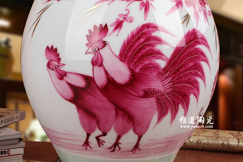 夏国安手绘陶瓷花瓶巩红三公图