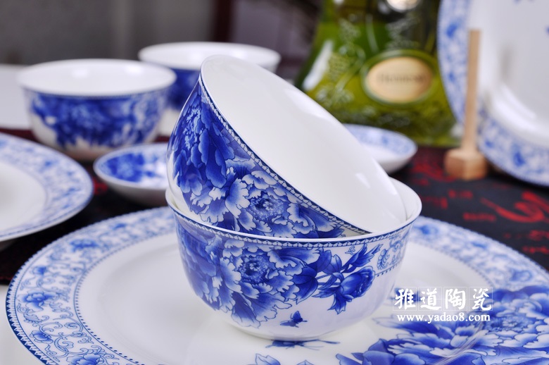 景德镇陶瓷蝴蝶牡丹中式56头餐具套装
