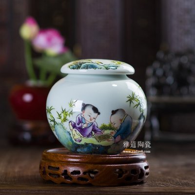 小号景德镇粉彩陶瓷茶叶罐