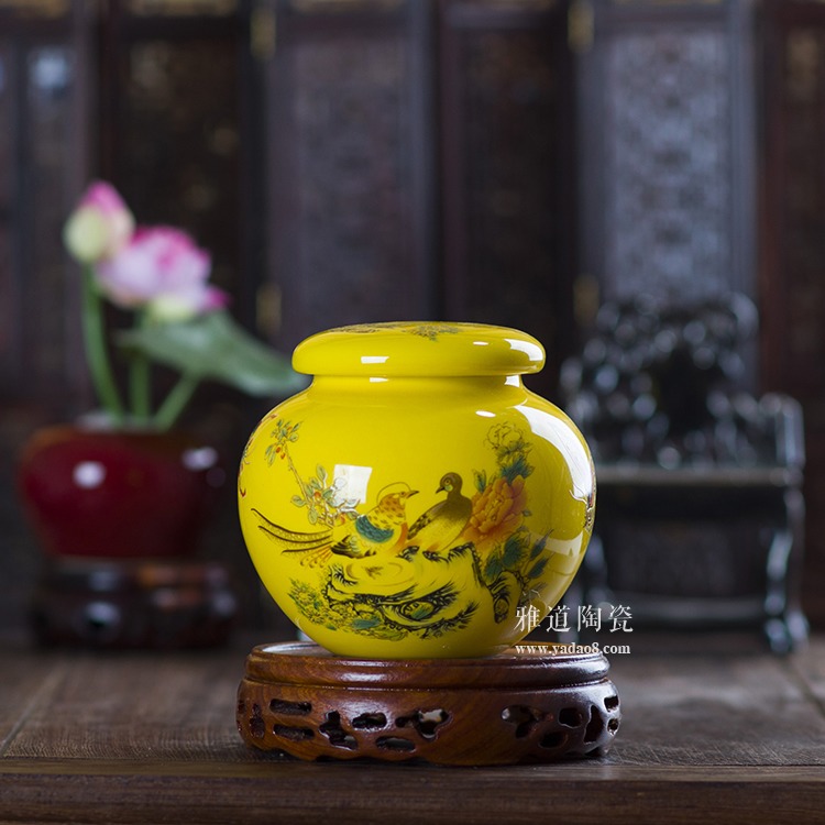 景德镇瓷器茶叶罐