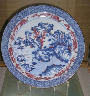 青花釉里红山水瓷画