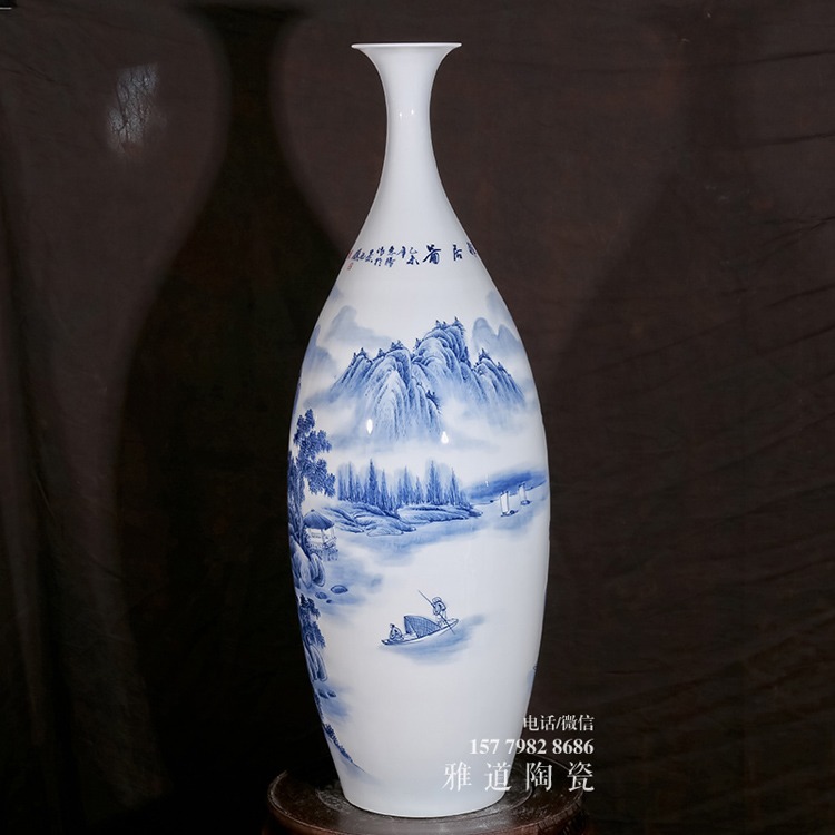 周惠胜手绘青花瓷花瓶家居工艺品摆件-背面