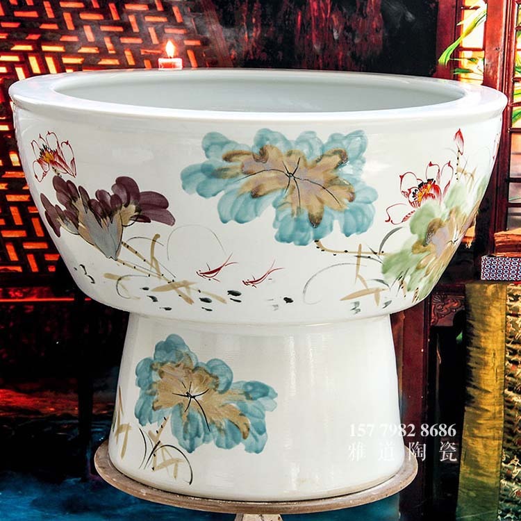 景德镇手绘荷花清香陶瓷鱼缸-侧面