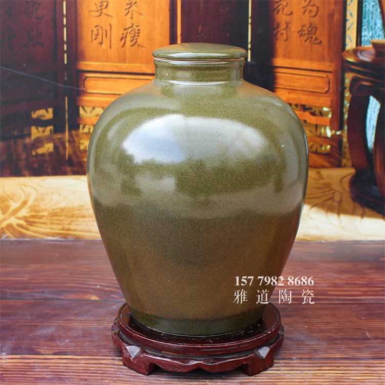 景德镇茶叶末釉陶瓷酒坛