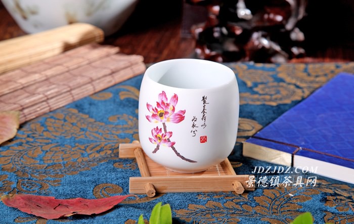 景德镇陶瓷荷花提梁壶实用茶具套装
