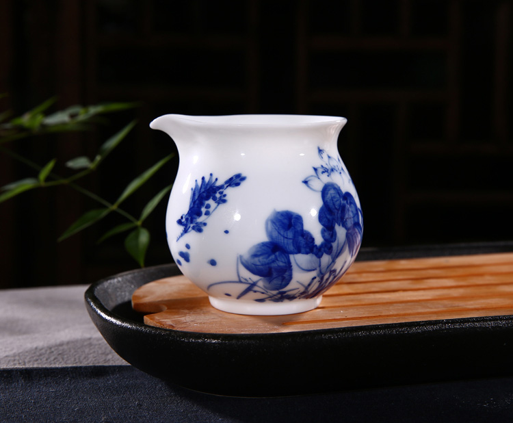 景德镇手绘和为贵青花瓷茶具套装-公道杯