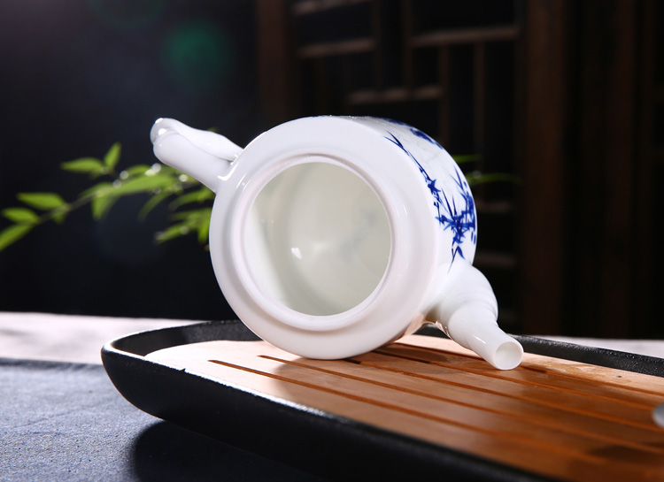 手绘竹子青花玲珑高档陶瓷茶具