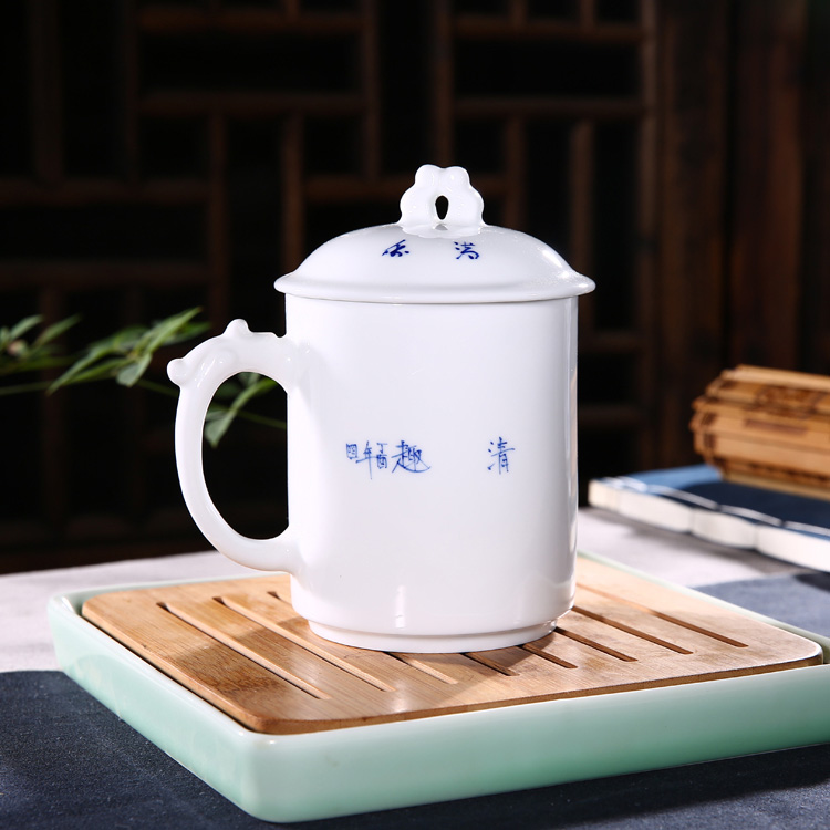 景德镇手绘青花瓷陶瓷茶杯-和为贵背面