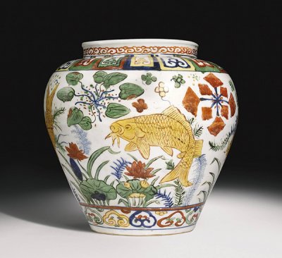 五彩与斗彩的区别