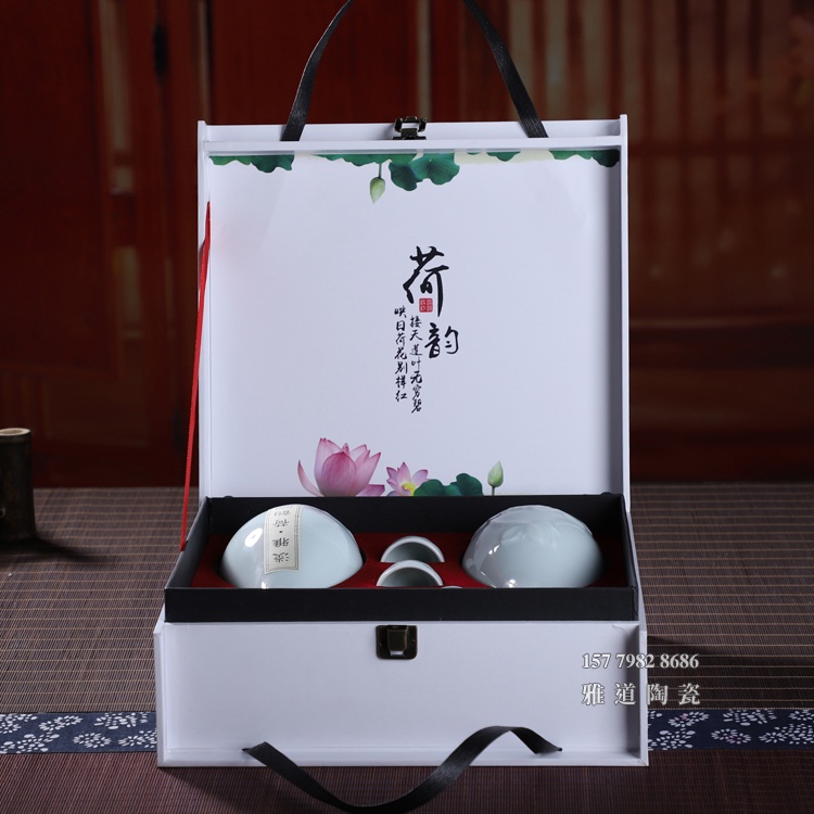 景德镇1斤装荷韵文化陶瓷酒坛