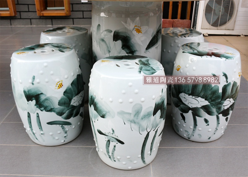 手绘墨彩连年有余陶瓷户外桌椅