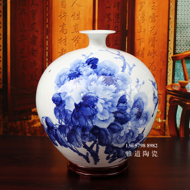 手绘陶瓷花瓶客厅摆设（花开富贵）