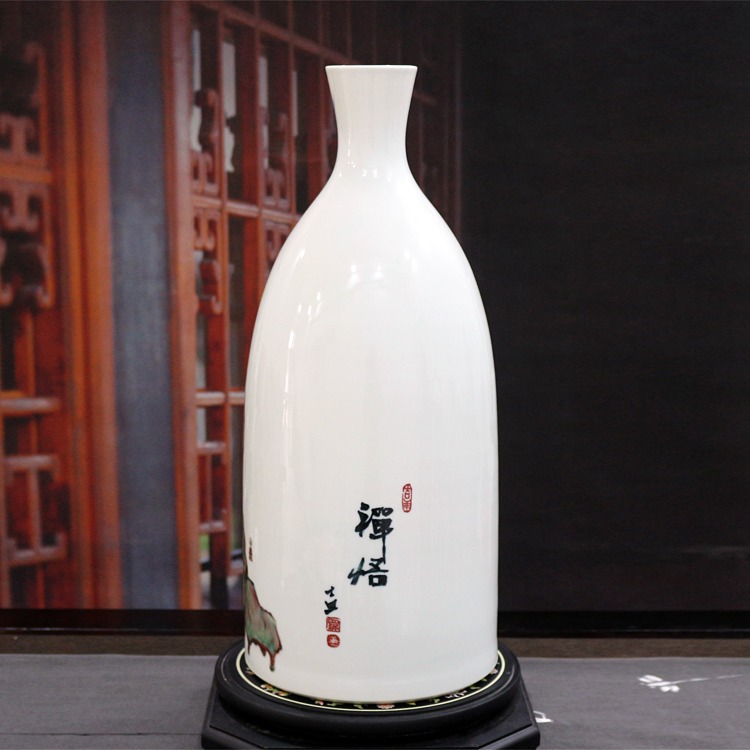 景德镇陶瓷手绘禅意花瓶（禅悟）背面