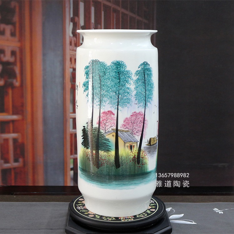 家居陶瓷花瓶摆件（手绘乡情）-侧面