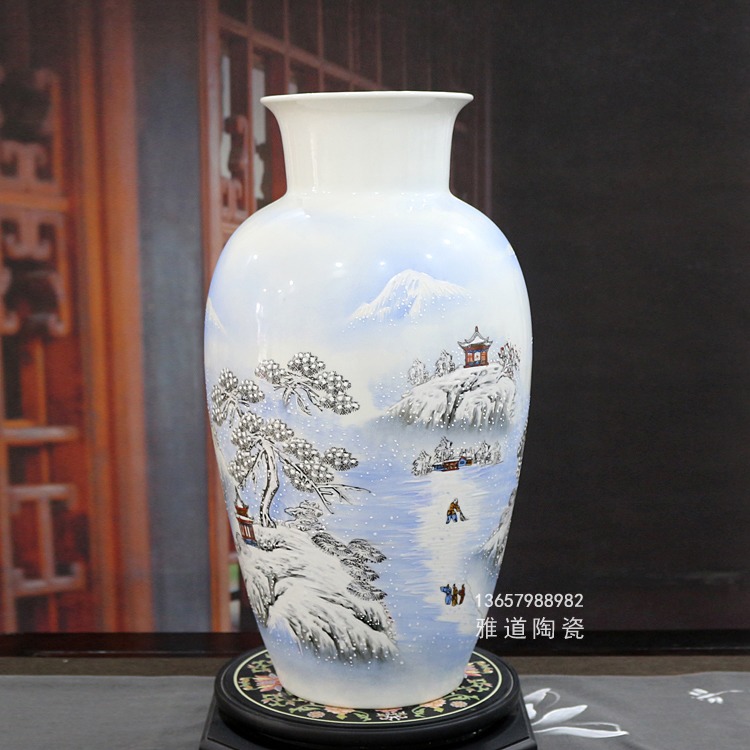 陶瓷中式花瓶客厅摆件（手绘雪景）