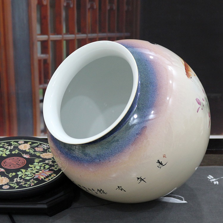 韩萍辉手绘艺术花瓶摆件(莲年有余) 韩萍辉手绘艺术花瓶摆件(莲年有余)