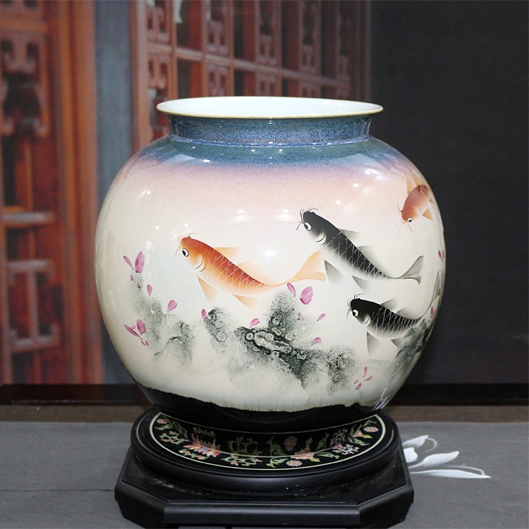 韩萍辉手绘艺术花瓶摆件(莲年有余) 韩萍辉手绘艺术花瓶摆件(莲年有余)