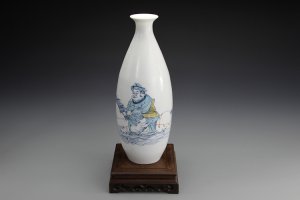 市场环境下当代陶瓷艺术品的发展策略