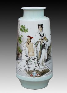 中国画的传统技法和景德镇陶瓷绘画有机地结合