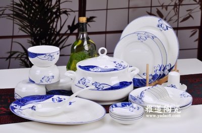 热水烫洗餐具能消毒吗