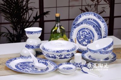 家用餐具的12种类