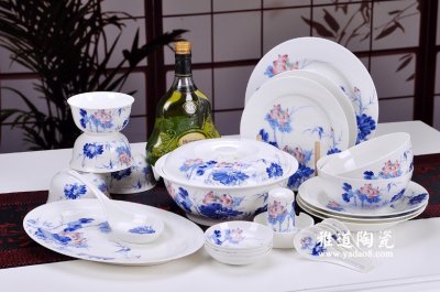 浅谈中式餐具中的设计美学