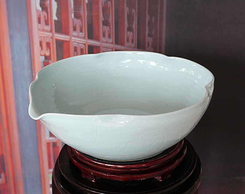 影青雕刻陶瓷荷花盆乌龟缸(图2)
