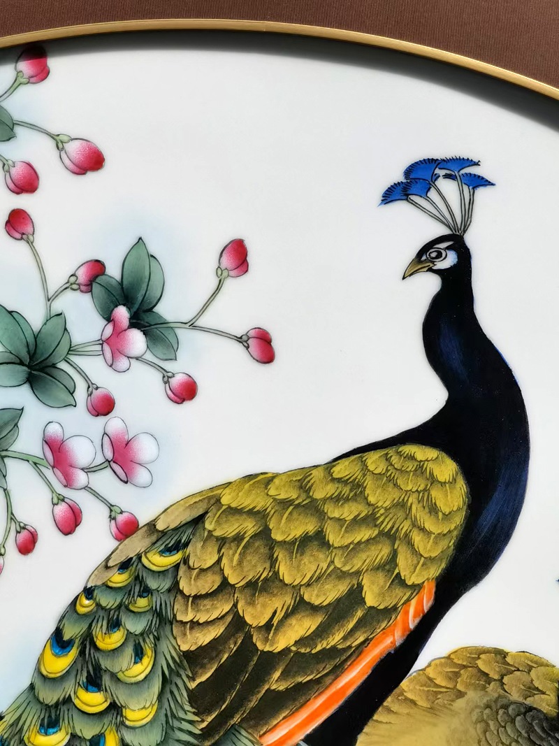 景德镇名家手绘孔雀花鸟装饰瓷板画(图4)