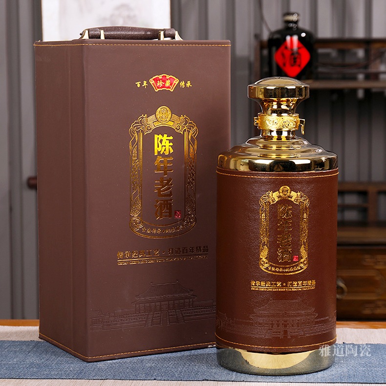 景德镇5斤装陶瓷酒坛礼盒（陈年老酒）(图1)