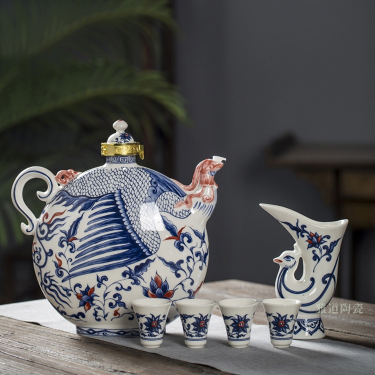 景德镇3斤青花陶瓷工艺酒坛(图1)