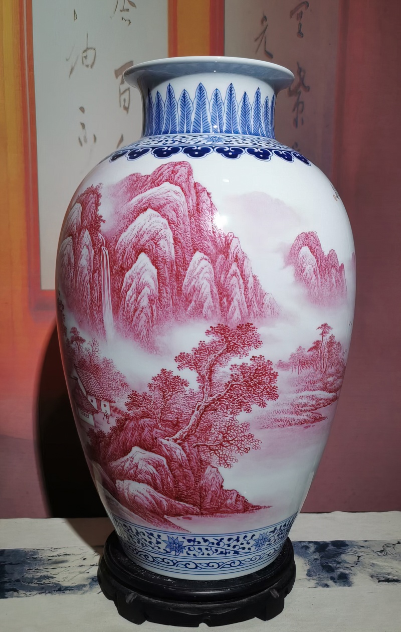 谢德标玛瑙红山水陶瓷花瓶(图7)