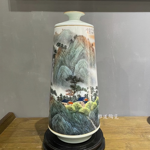 景德镇名家手绘陶瓷花瓶（旭日东升）