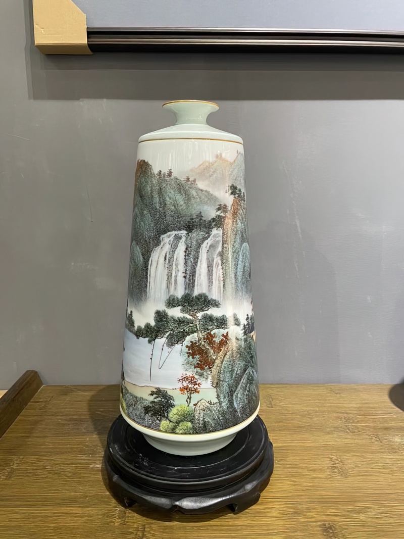 景德镇名家手绘陶瓷花瓶（旭日东升）(图2)