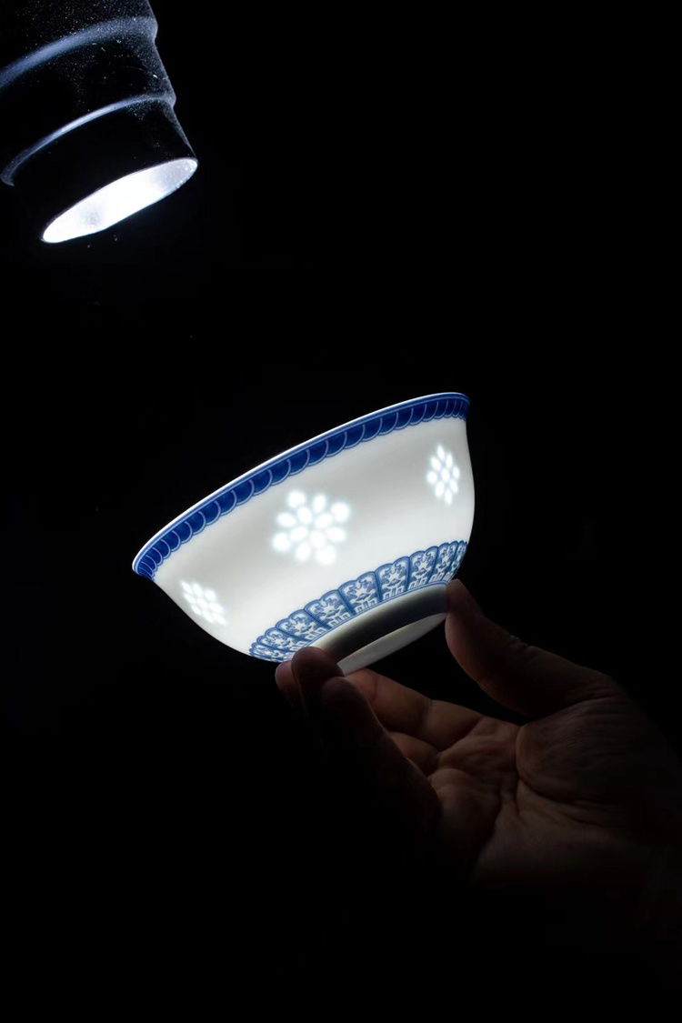景德镇家用68头青花瓷玲珑瓷陶瓷餐具套装（千里江山）(图2)