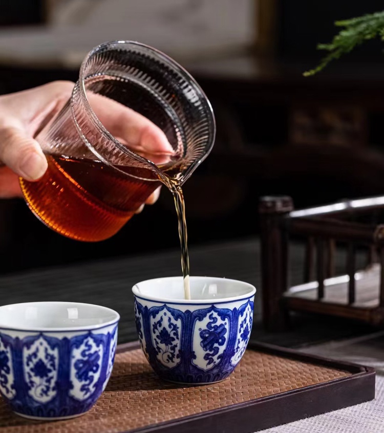 景德镇青花瓷茶具功夫茶具盖碗茶杯(八宝)(图2)