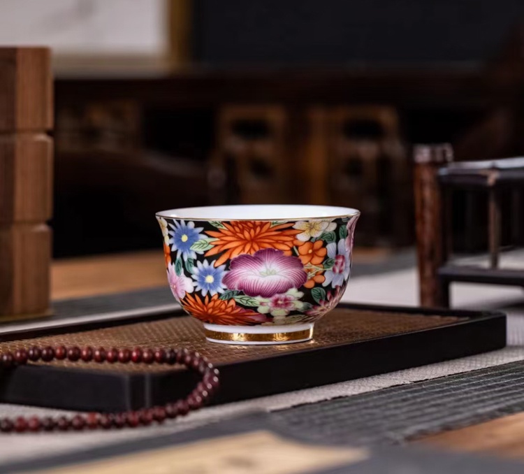 景德镇12头陶瓷茶具盖碗茶杯套装（黑地万花）(图7)