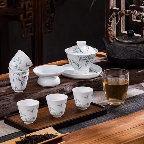 景德镇手绘玲珑瓷茶具礼品套装（绣球花）