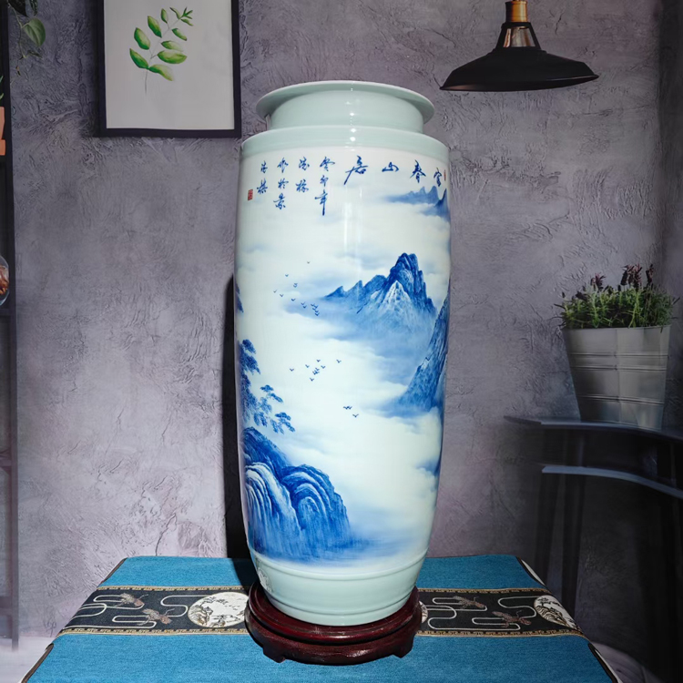 景德镇手绘青花山水陶瓷花瓶(富春山居)(图2)
